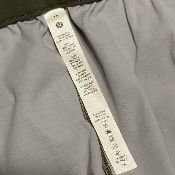 Lululemon keep moving high rise- full length - Picture 5 of 9